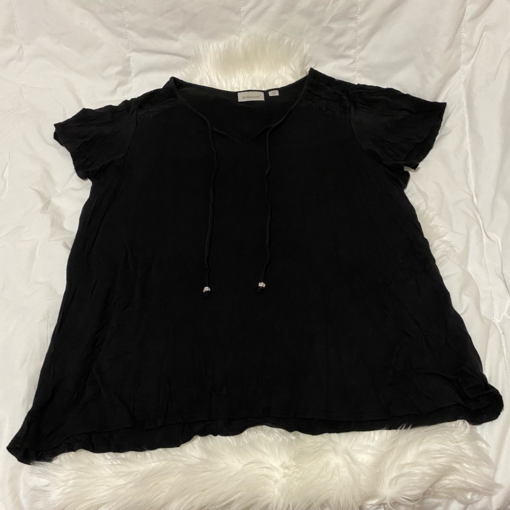 Avenue Tee Short With String Detailing
